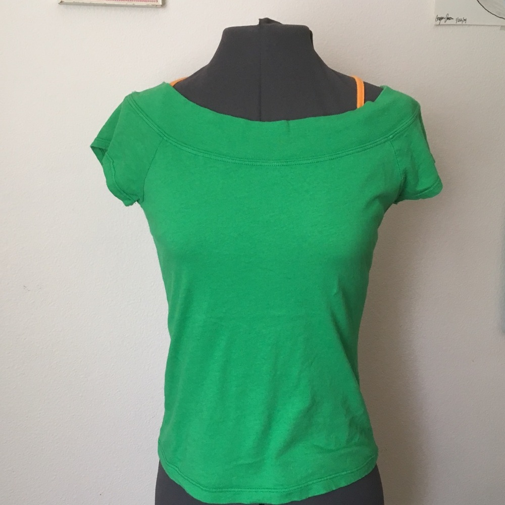 ❤️ Vanity Short Sleeve Top - Size Med